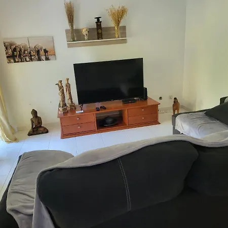 Apartment 3 Bedroom Flat Near Costa Da Caparica